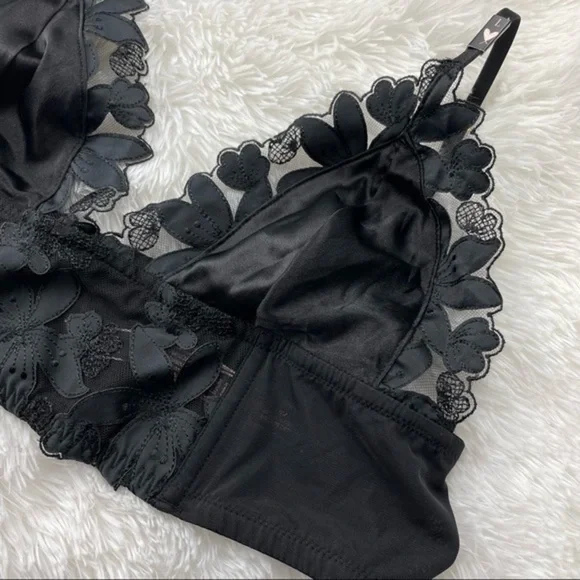 VS Unlined Floral Embroidered Long Line Bralette L - Picture 4 of 12
